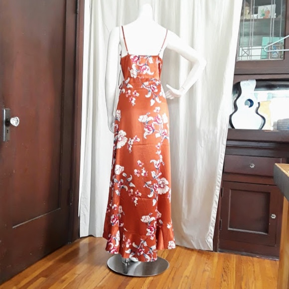 LAST ONE Lulus Floral Print High-Low Wrap Dress - Picture 5 of 9